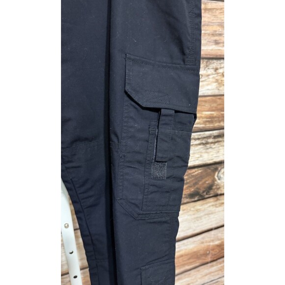 5.11 Tactical Women Size 20 Cargo Pant Stretch Ripstop Black 31” Inseam - Picture 5 of 10
